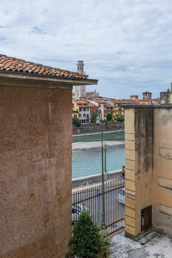 Domus Athesis Al Teatro Romano 维罗纳 外观 照片